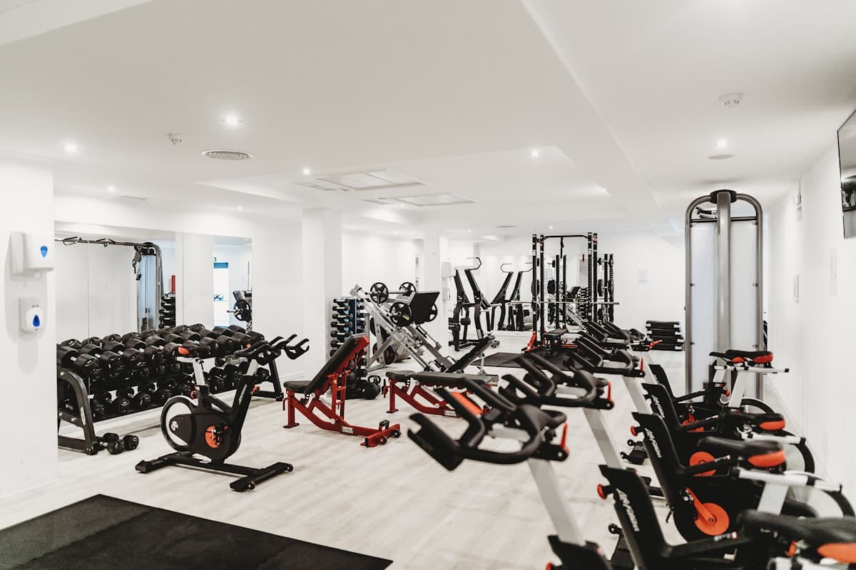 Gyms, Spas & Salons